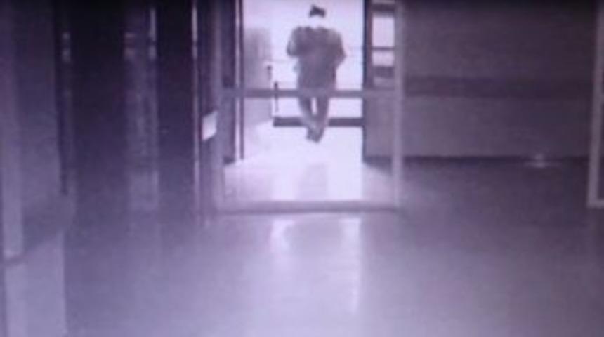 N&ouml;roloji Hastası, Hastane Penceresinden &Ouml;l&uuml;me Atladı