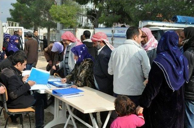 Akçakale Syd Vakfı Fakirlere Kömür Yardımına Başladı.