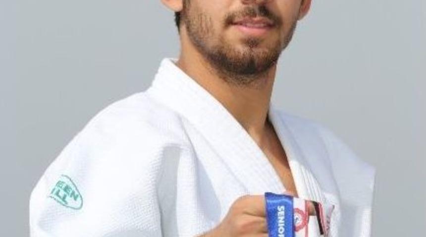 Arkadaş Israrı Şampiyon Yaptı