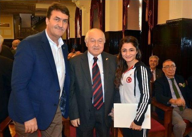 Melisa, Yılın En Başarılı Amatör Sporcusu Seçildi