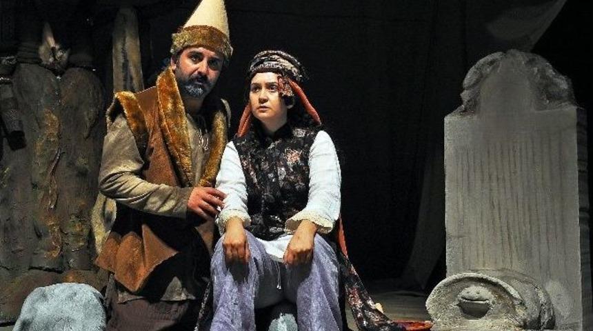 ‘dede Korkut Kitabı’ Seyirci İle Buluştu