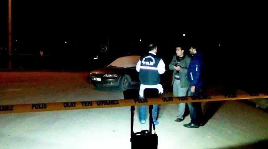 'Otomobille Hızlı Ge&ccedil;ti' Diye &Ouml;ld&uuml;r&uuml;ld&uuml;