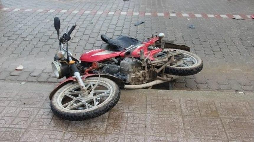 &Ccedil;an&rsquo;da Trafik Kazası; 2 Yaralı