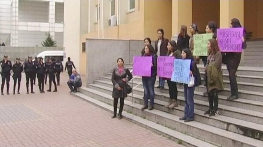 Eski Eşinin Boğazını Keserek &Ouml;ld&uuml;ren Şahsa 25 Yıl Hapis