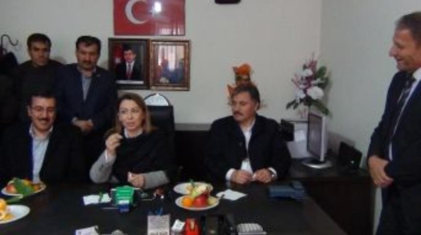 Ak Parti Heyetinden Hekimhan Ak Parti İl&ccedil;e Teşkilatına Ziyaret