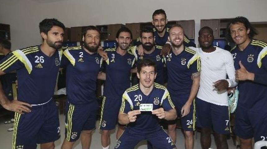 Fenerbah&ccedil;e, Hasan Ali Kaldırım&rsquo;ın Yeni Yaşı Kutlandı