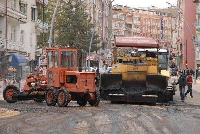 Karaman Yunus Emre Caddesindeki Çalışmalarda Sona Yaklaşıldı