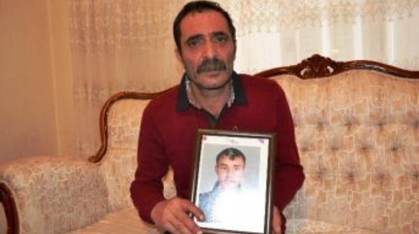 Oğlu &Ouml;ld&uuml;r&uuml;len Baba Adalet İstedi