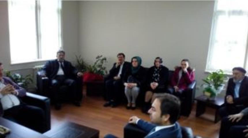 Ak Parti Yeni Yönetimi İlçe Milli Eğitim Müdürünü Ziyareti