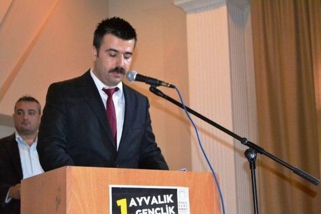 Ayvalık&rsquo;ta 1. Gen&ccedil;lik &Ccedil;alıştayı&rsquo;na Yoğun İlgi 2