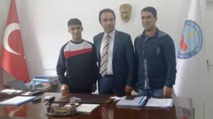 Kaymakam Erkan Şampiyonaya Katılacak Sporcuyu Kabul Etti