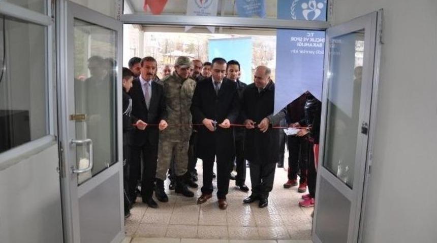 P&uuml;l&uuml;m&uuml;r&rsquo;de Spor Salonu A&ccedil;ılışı Yapıldı