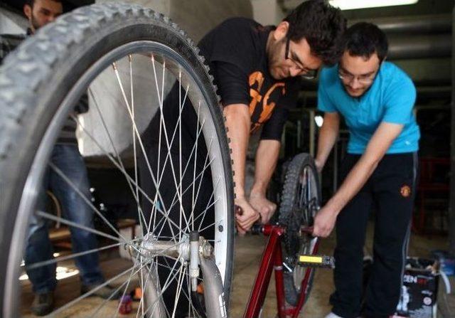 &Ccedil;&uuml; Yerleşkesinde Bisiklet Turu 2