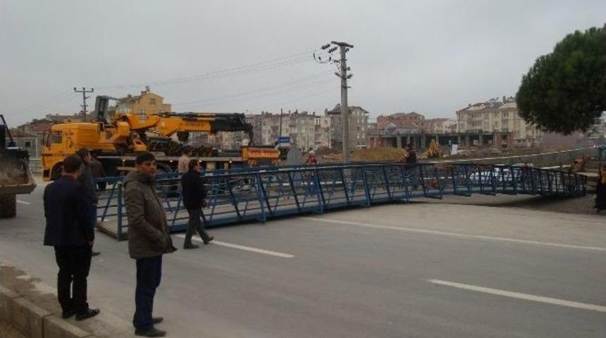 K&ouml;pr&uuml;n&uuml;n Yeri Değiştirildi