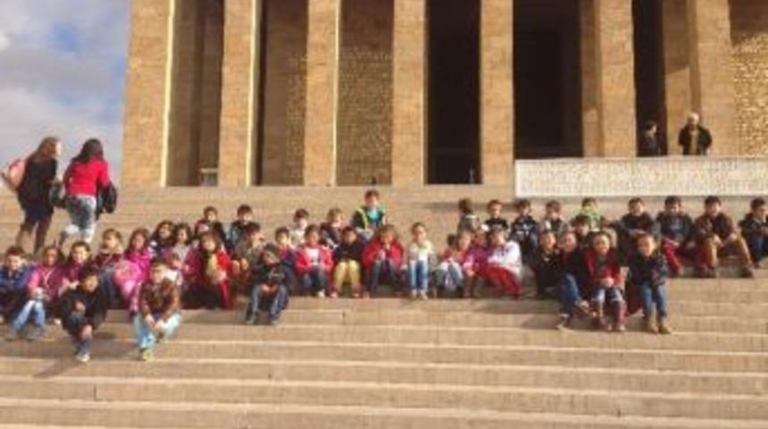 Pursaklar&rsquo;da &Ouml;ğrenciler Şehirlerini Ve Tarihlerini &Ouml;ğreniyor