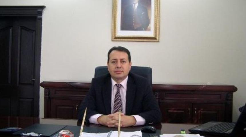 Derik'te Kaymakamlık Konutunun Duvarının Y&uuml;kseltilmesine Tepki