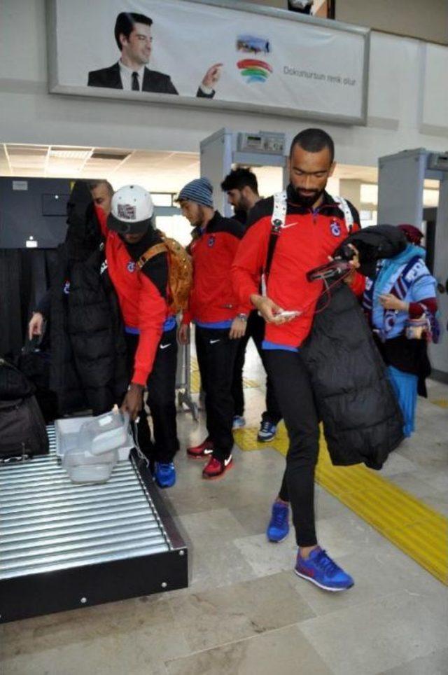 Trabzonspor Polonya&rsquo;Ya Eksik Kadroyla Gitti 3