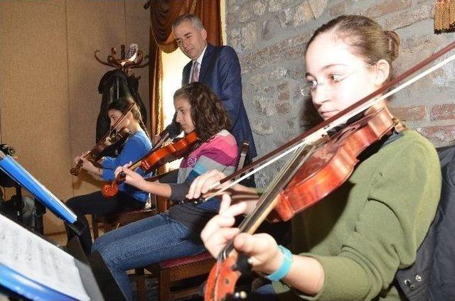 Büyükşehir Belediyesi’nden Sanata Destek 2