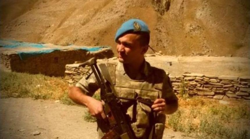 Y&uuml;rek yakan feryat