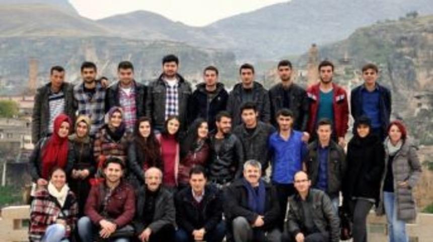 B&uuml; Turizm İşletmeciliği Ve Otelcilik Y&uuml;ksekokulu Hasankeyf&rsquo;te