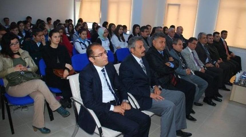 Edremit&rsquo;te İnsan Hakları Haftası Kutlandı