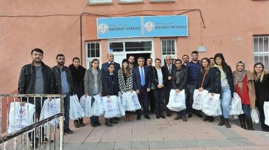 Trabzonlu Eski Milli Boks&ouml;r G&ouml;khan Kazaz K&ouml;y Okulunda &Ouml;ğretmenlik Yapıyor