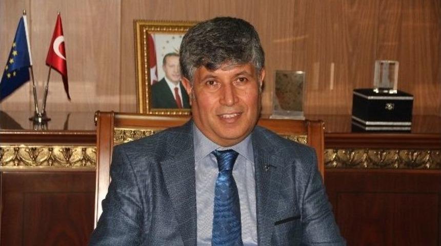 Eski Vali Akpınar, Kararname İle G&ouml;reve İade Edildi