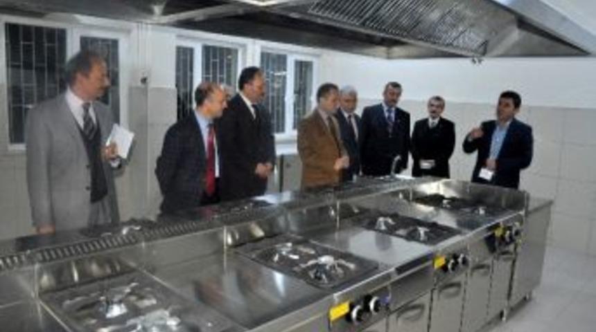 Aşçı Adaylarının Mutfağı Hazır