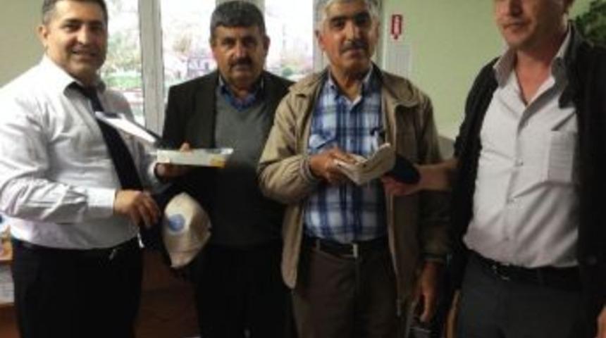 Kaydedilen Y&uuml;z&uuml;nc&uuml; &Ccedil;ift&ccedil;i&rsquo;ye Plaket