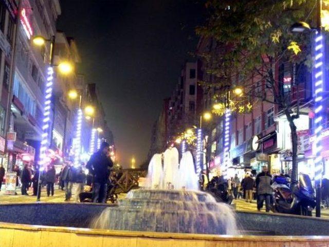 Avcılar a yılbaşı Işığı Erken Geldi 3