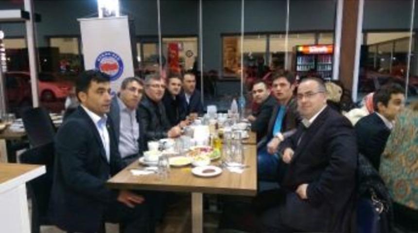 Eğitim Bir-sen&rsquo;den &Ouml;ğretmenlere Birlik Beraberlik Yemeği