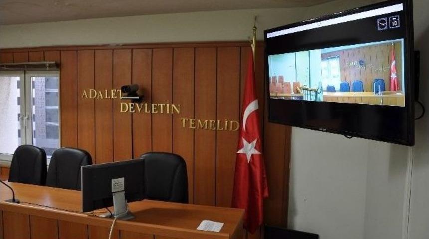 T&uuml;rkiye&rsquo;den Almanya&rsquo;ya G&ouml;r&uuml;nt&uuml;l&uuml; Yargılama