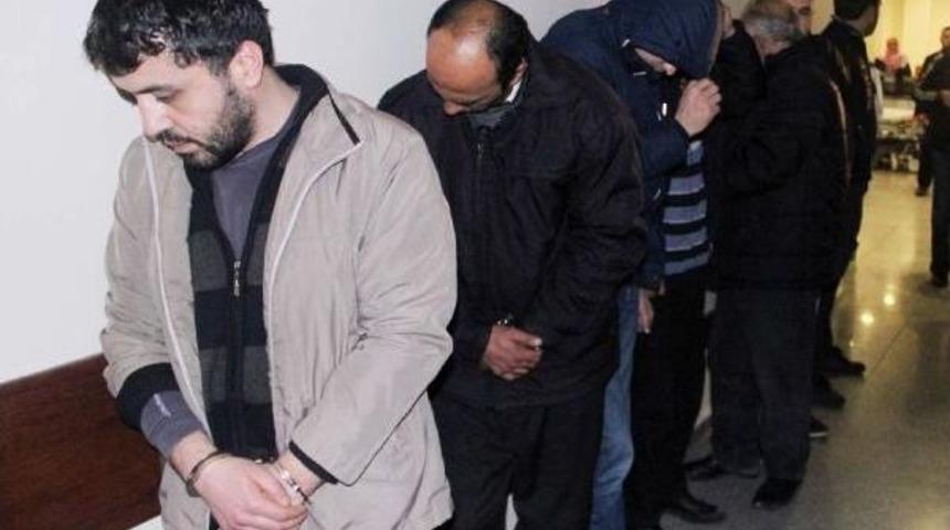 &Ccedil;ocuk Pornosu Paylaşanlara 6 İlde Operasyon: 9 G&ouml;zaltı