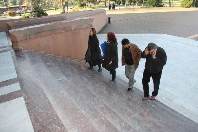 Okullarının Yıkılmaması İ&ccedil;in 300 İmza Topladılar 1