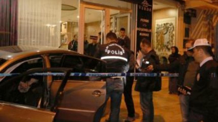 Bacağından Vurulan S&uuml;r&uuml;c&uuml; Kaza Yaptı