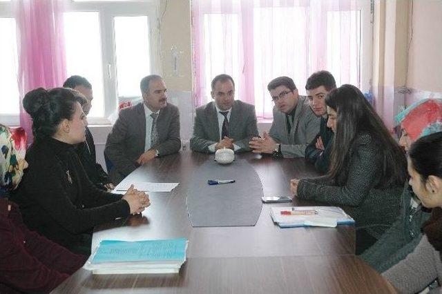 M&uuml;d&uuml;r Taş&rsquo;tan &Ouml;ğretmenlere &rsquo;ge&ccedil;miş Olsun&rsquo; Ziyareti 1