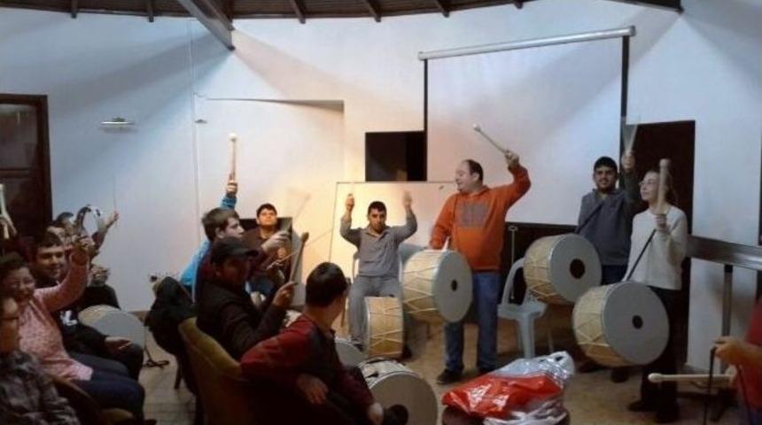 Ritim Grubuna Katılmak İsteyenlere &Ccedil;ağrı