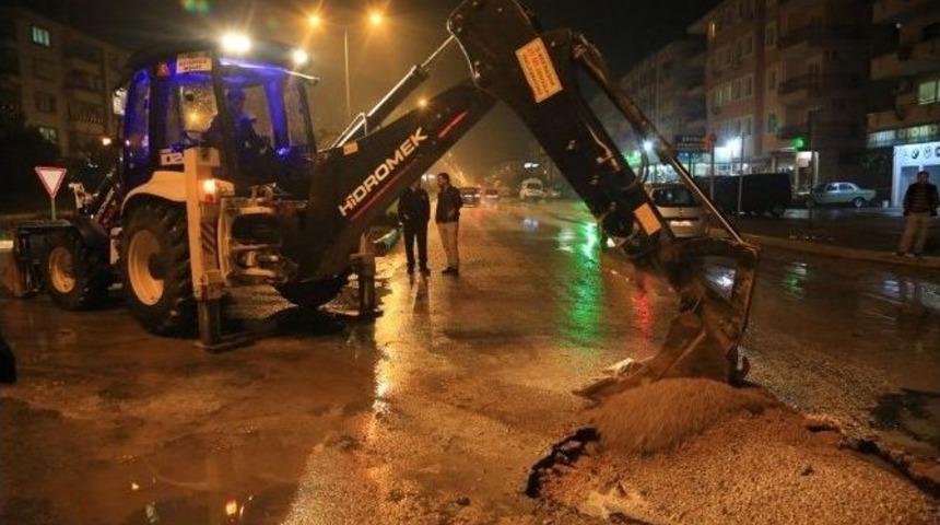 Milas&rsquo;ta Karayolunda &Ccedil;&ouml;kme Meydana Geldi