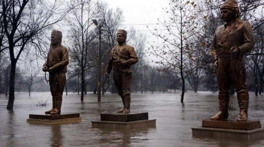 Taşkın Sahasında Ders