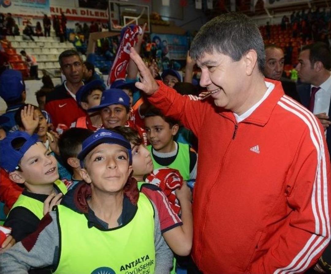 Antalya&rsquo;da &ldquo;okullar Ligi Projesi&rdquo; Hayata Ge&ccedil;irildi