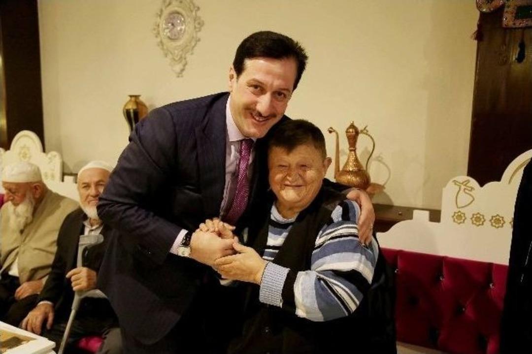Başkan Tok, Yaşlıları Ağırladı