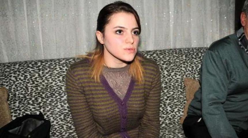 Eşi İle Yazışan Kişiyi &Ouml;ld&uuml;ren Sanığa 12.5 Yıl Hapis Cezası