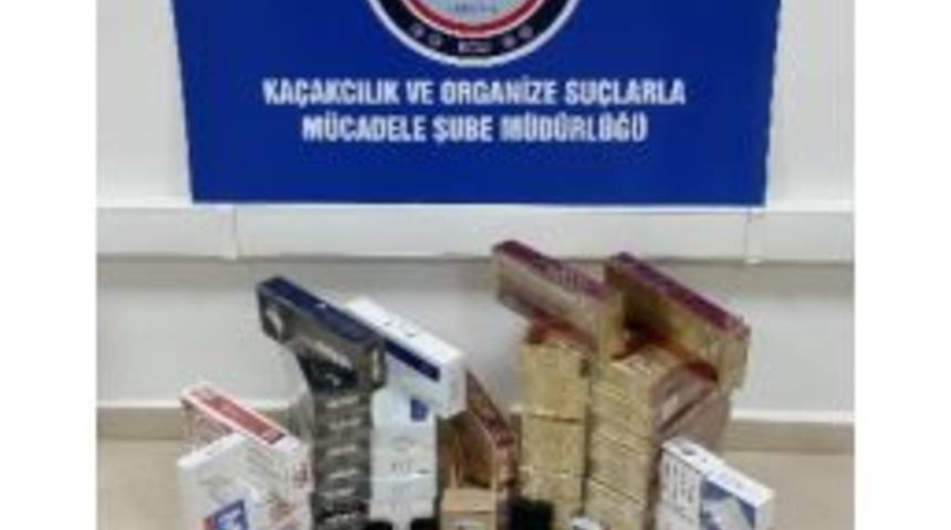Emniyetten Ka&ccedil;ak Sigara Ve Cep Telefonu Operasyonu