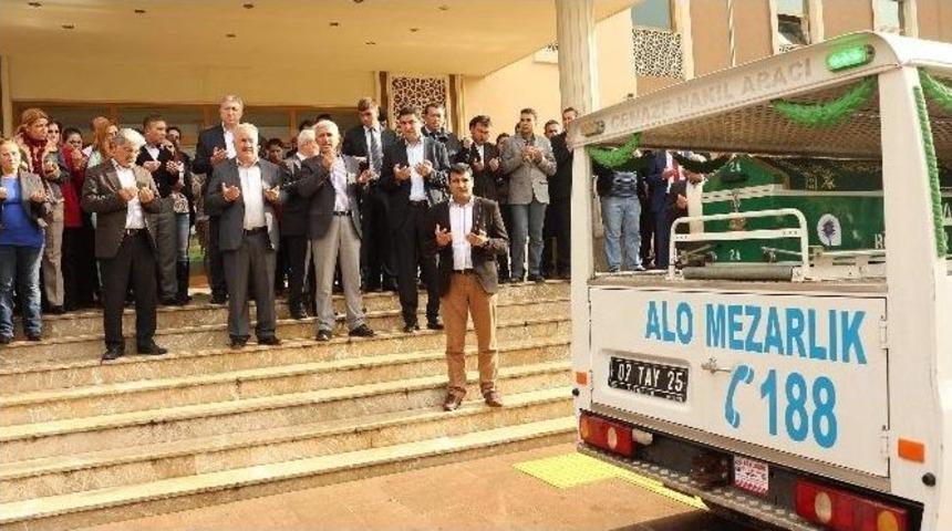 Belediye &Ccedil;alışanı Trafik Kazasında Hayatını Kaybeti