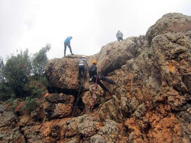 G&uuml;dat Yaz Temel Eğitim Kampını Tamamladı 1