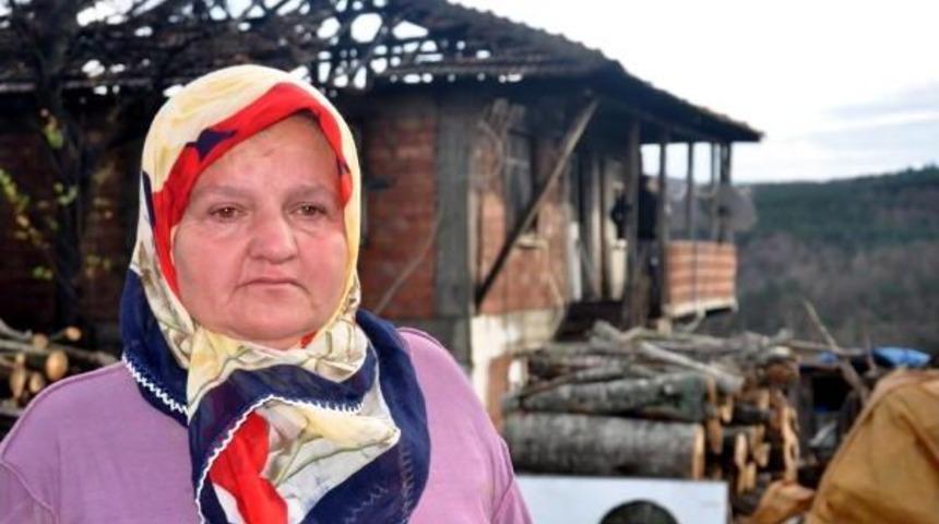 Yangın Evsiz Bıraktı