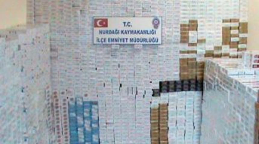 Gaziantep&rsquo;te 23 Bin 620 Paket Ka&ccedil;ak Sigara Ele Ge&ccedil;irildi