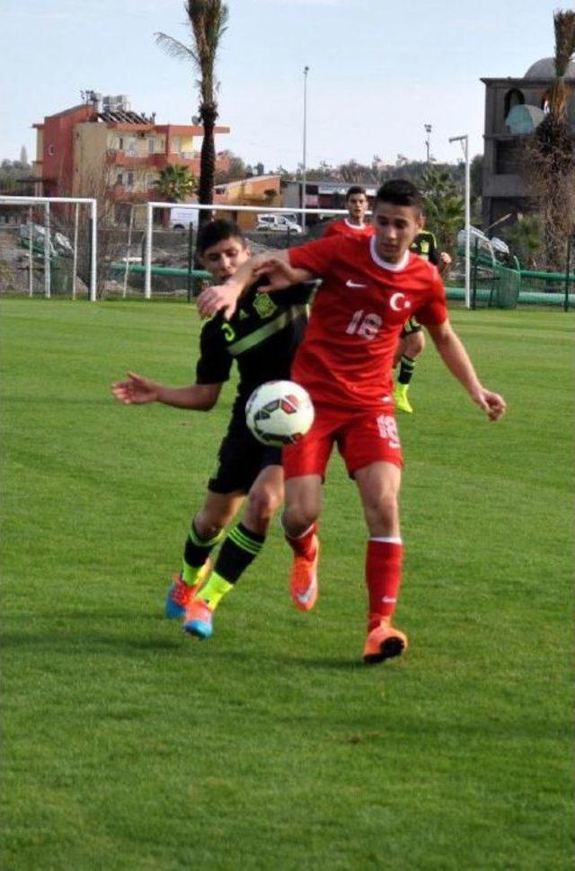 U16 Hazırlık Maçı İspanya-Türkiye: 1-1