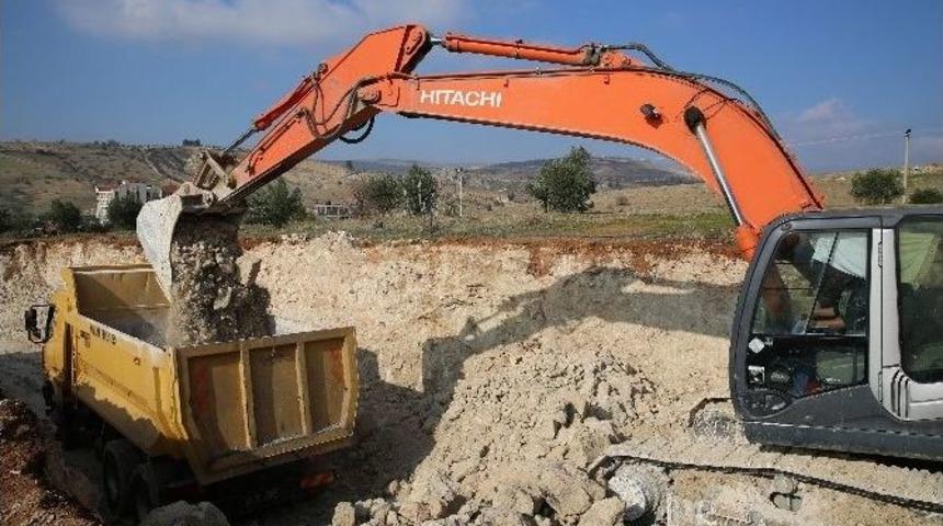 Şanlıurfa&rsquo;da Yol Yapım &Ccedil;alışmaları