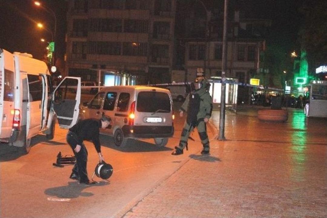 Konya&rsquo;nın En İşlek Caddesinde Ş&uuml;pheli &Ccedil;anta Paniği